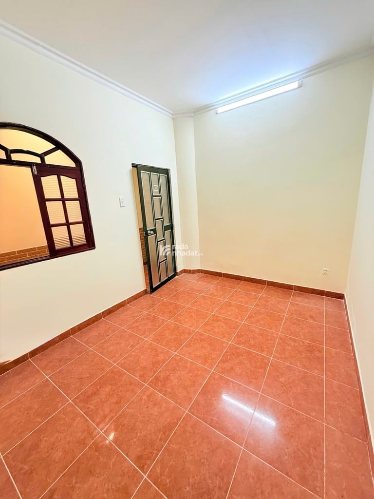 KHU ETOWN, HẺM XE HƠI TRƯỜNG CHINH, TÂN BÌNH, 82M2 CÓ KC Ở NGAY. GIẢM 350TR CHỈ CÒN 11.99T TL 