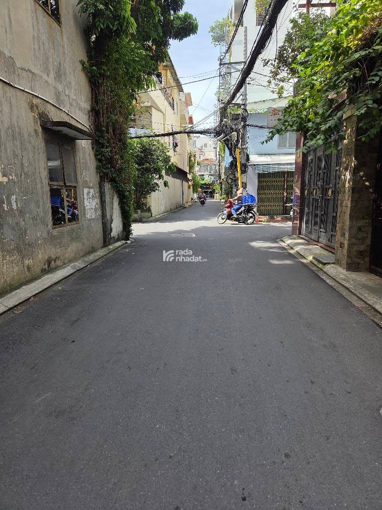 HẺM XE HƠI HOÀNG HOA THÁM, PHÚ NHUẬN, 82M2 TIỆN XÂY. GIẢM 550TR CHỈ 16T 