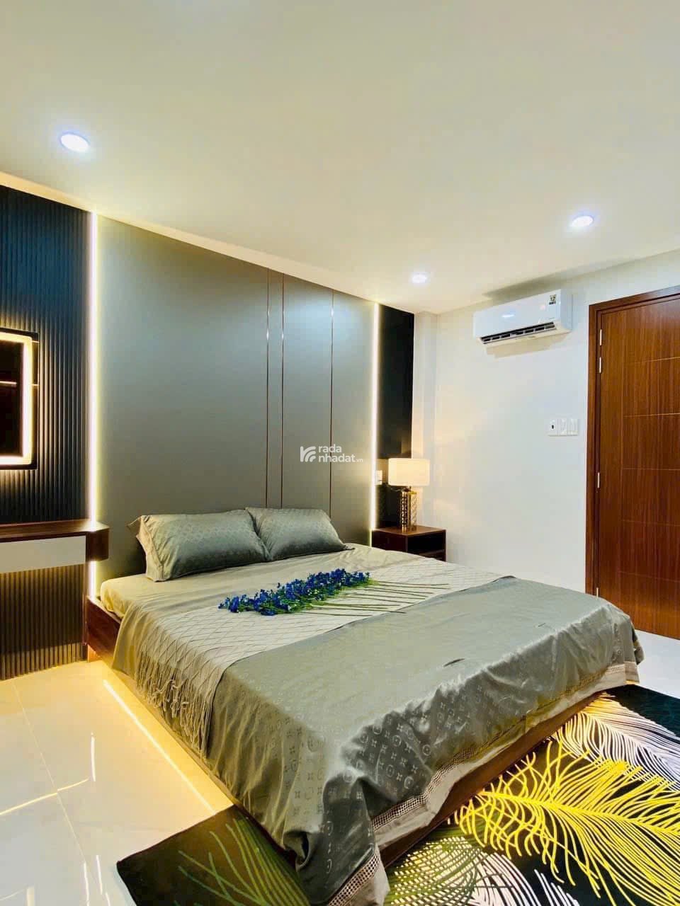 Bán nhà tặng nội thất Nguyễn Trãi P14 Q5 giá 3tỷ100tr DT 62.5m2