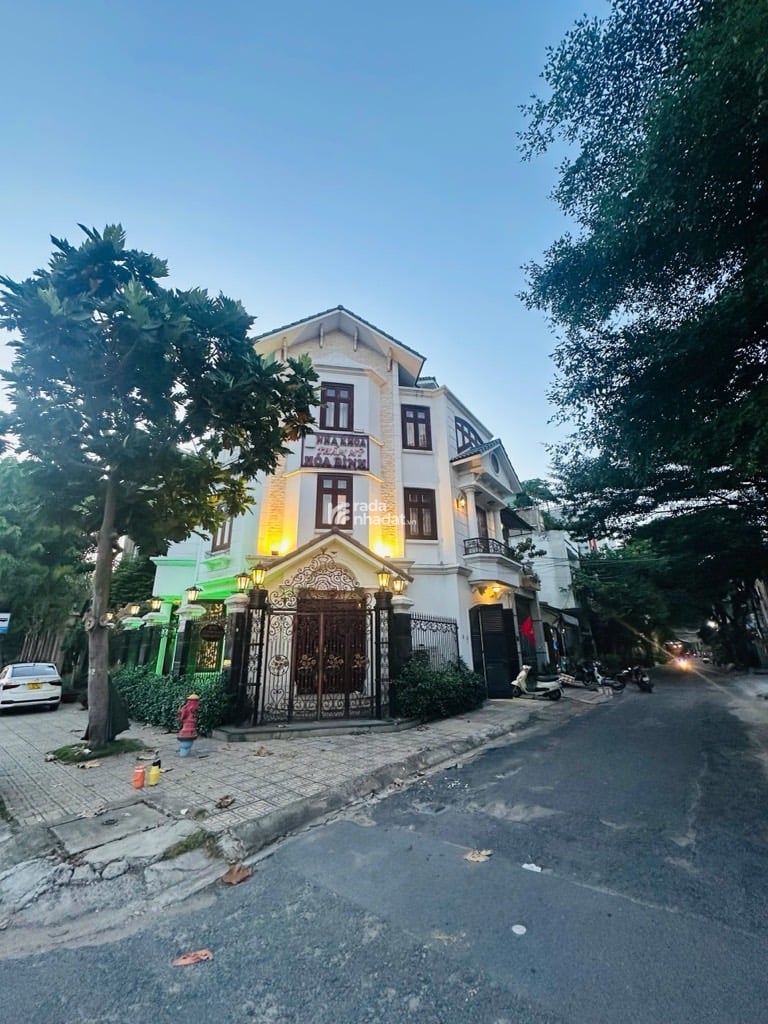 VILLA MTKD LÊ THÚC HOẠCH, TÂN PHÚ, CHUẨN 145M2 HIẾM CÓ. GIẢM 450TR CHỈ CÒN 31.9T TL TỐT