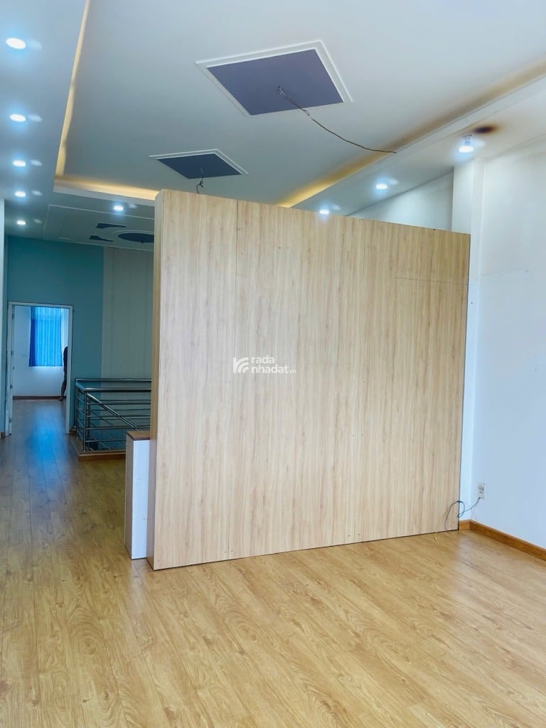 BÁN NHÀ MẶT TIỀN NGUYỄN HỚI 78M2 3 TẦNG 9.5 TỶ SÁT BẾN XE MIỀN TÂY TÊN LỬA, BV TRIỀU AN