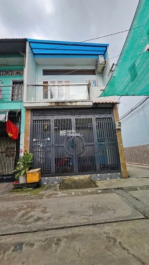 NHÀ GÓC 2 MẶT TIỀN HẺM ĐƯỜNG SỐ 3. VỊ TRÍ CỰC ĐẸP -  CẠNH BÌNH LONG - GIÁP TÂN PHÚ-CHỈ 3.65 TỈ TL