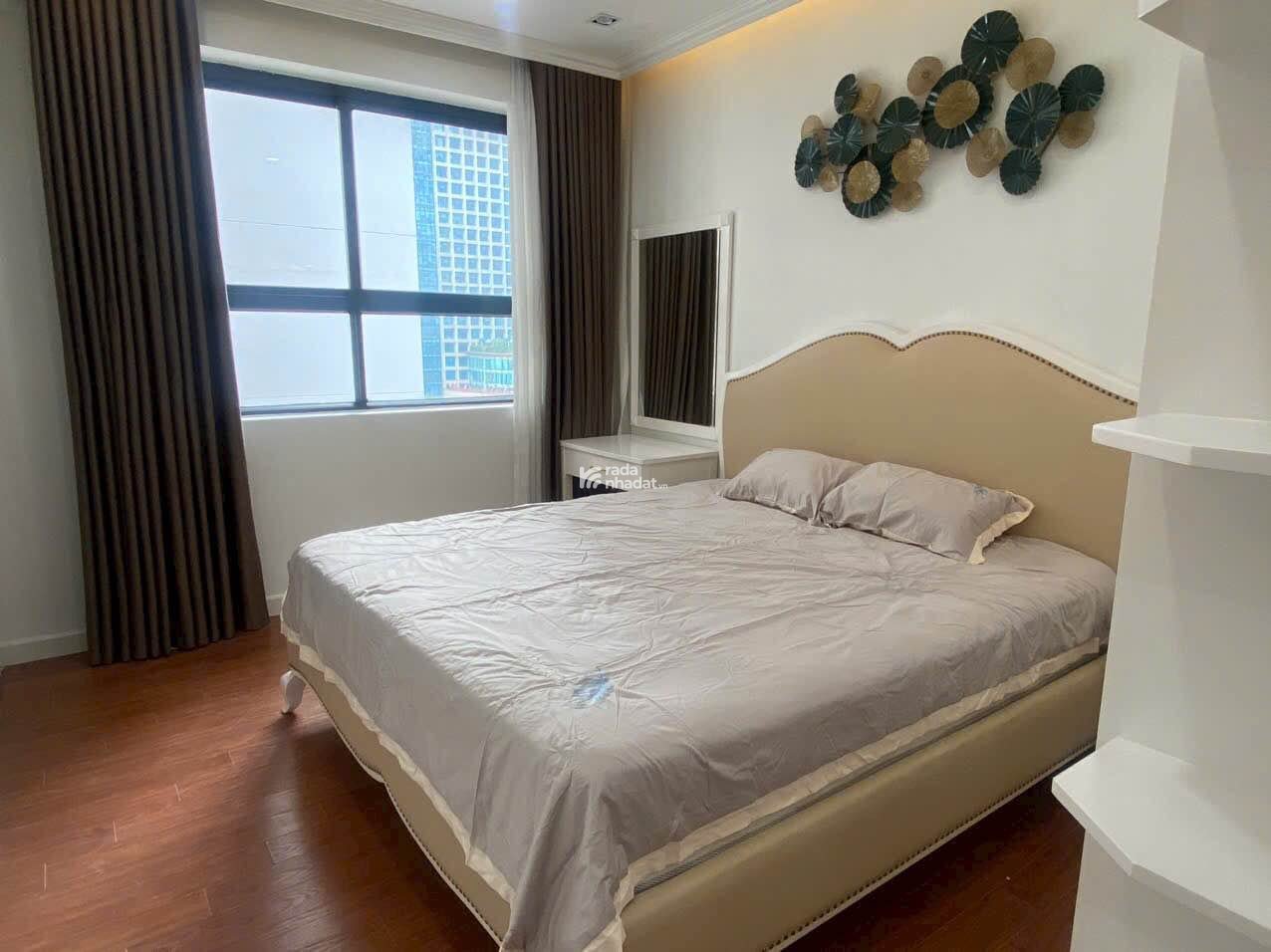 Chính chủ bán CH dự án Star Tower, diện tích 145m2 thiết kế 3N - 3W, full nội thất, giá 10 tỷ