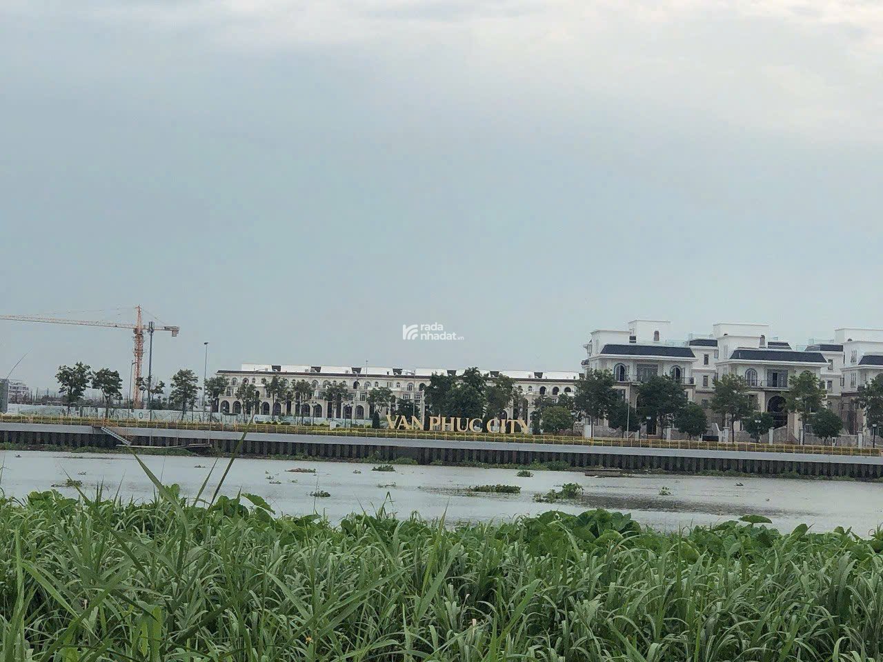 Bán đất HIẾM vị trí đẹp hẻm 10M Vườn Lài Q12 ngang 10m 300m2 tặng GPXD 7 tầng  24.8 tỷ.