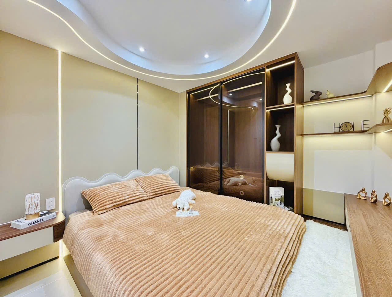 Bán nhà hẻm rộng Lò Siêu, P16, Quận 11, 9 tỷ, sổ riêng, xung quanh tiện ích đầy đủ 