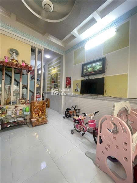 Chính Chủ Bán Gấp Nhà 2 Tầng  Nhỉnh 5 Tỷ Hẻm Xe Hơi Lê Đức Thọ P 14 Q Gò Vấp