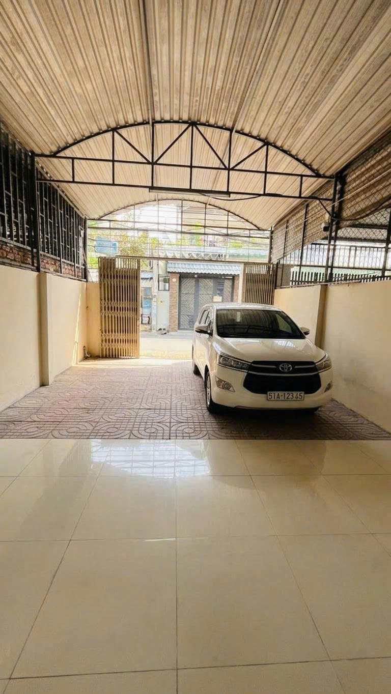 SIÊU PHẨM: GIÁ ĐẦU TƯ, MẶT TIỀN KD ĐẸP, 124M2 NGANG 4.7, NGAY LÊ VĂN VIỆT, HƠN 8 TỶ