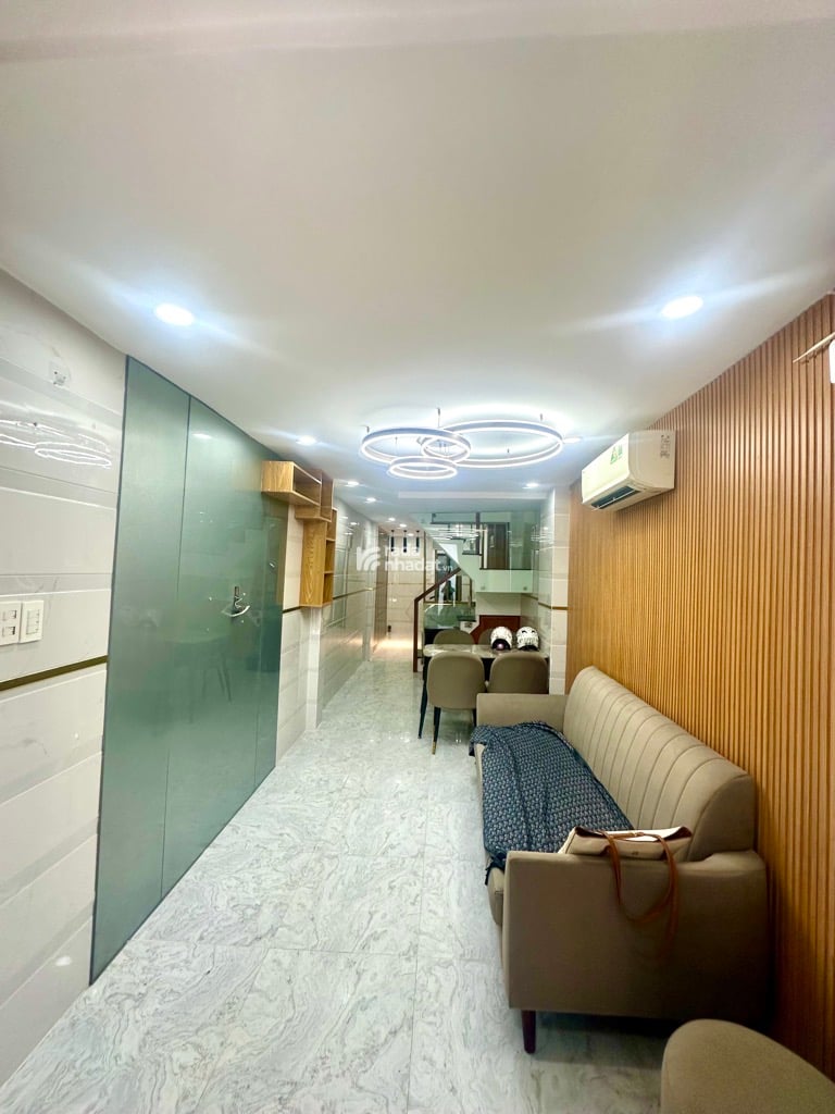 TRUNG TÂM QUẬN 11 - HỒNG BÀNG - 3 THÁNG  2 - NHÀ MỚI ĐẸP 2 TẦNG - TẶNG FULL NỘI THẤT - 20M RA HXH