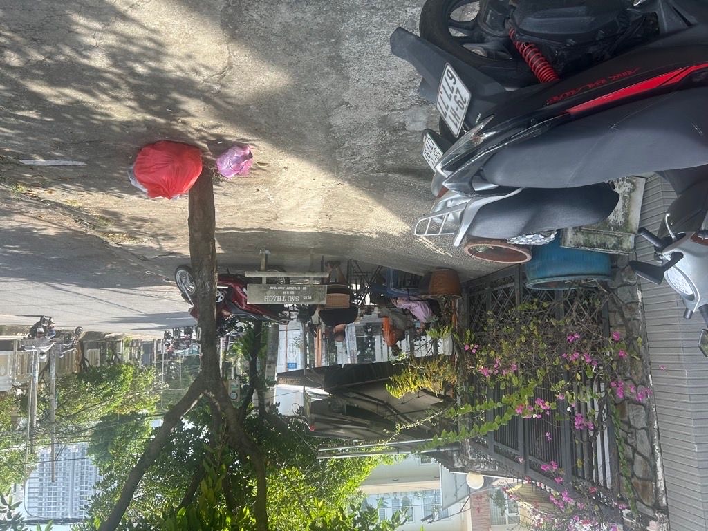 Vị trí nằm trong khu vực đẹp nhất nhì đường Trần Văn Kiểu, đông đúc sầm uất nhấtNhà 3 tấm chủ tự xâ