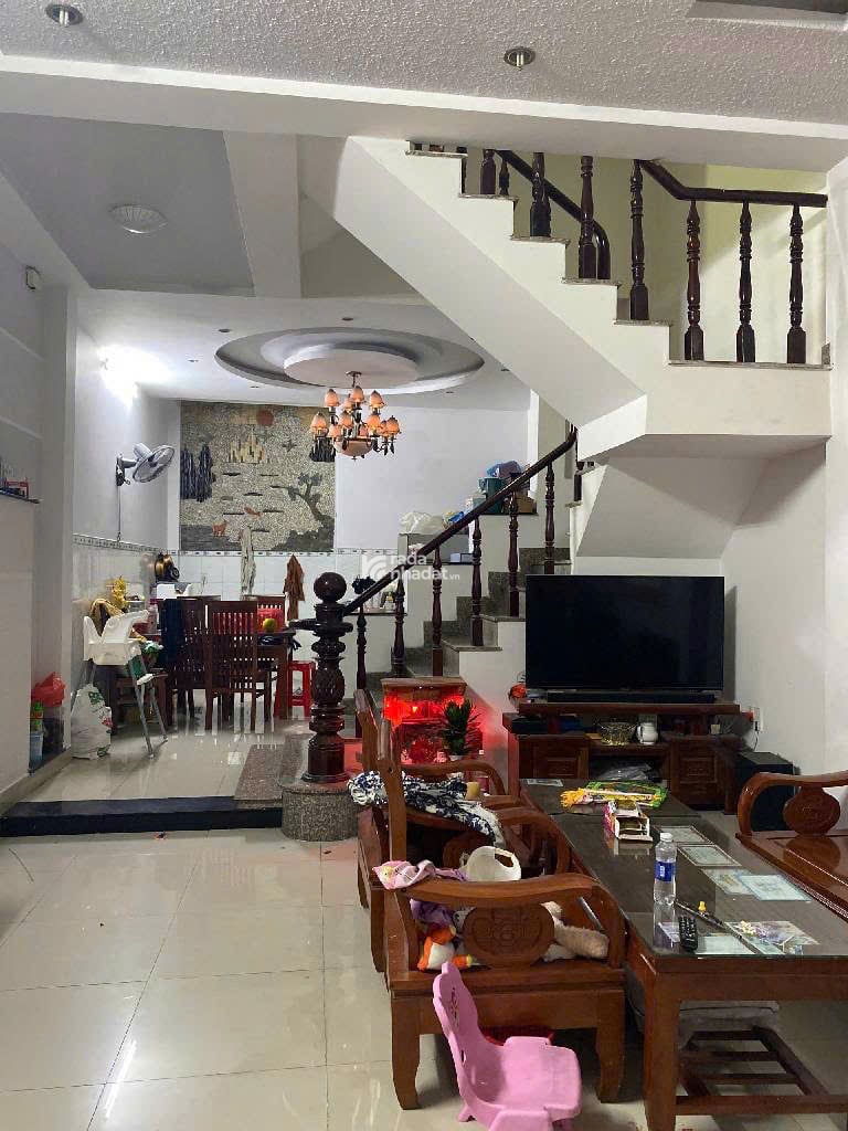 NHÀ CẦN BÁN GỒM 1 TRỆT 2 LẦU -THỚI AN 13 P THỚI AN Q12 GIÁ HƠN 5 TỶ XÍU