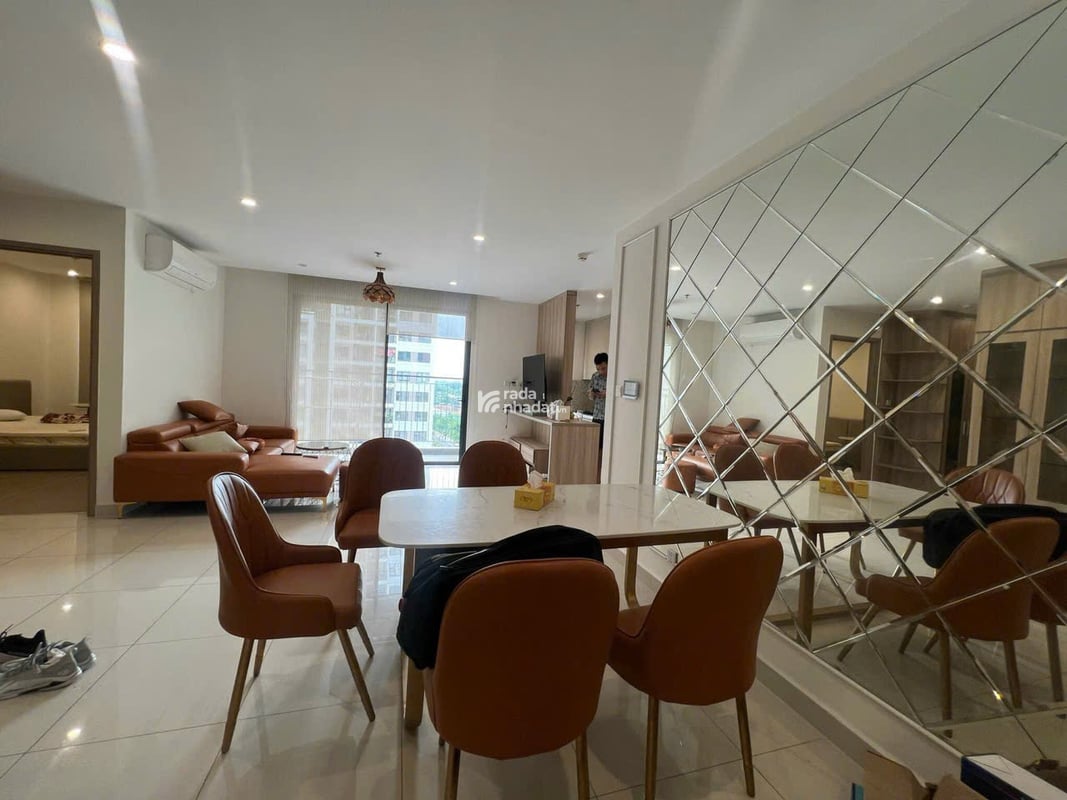 Cần Bán Nhanh Căn 3PN 108m2 Vinhomes Grand Park S6.05 Origami, Full Đồ, Ban Công ĐB - Giá 5.7 Tỷ