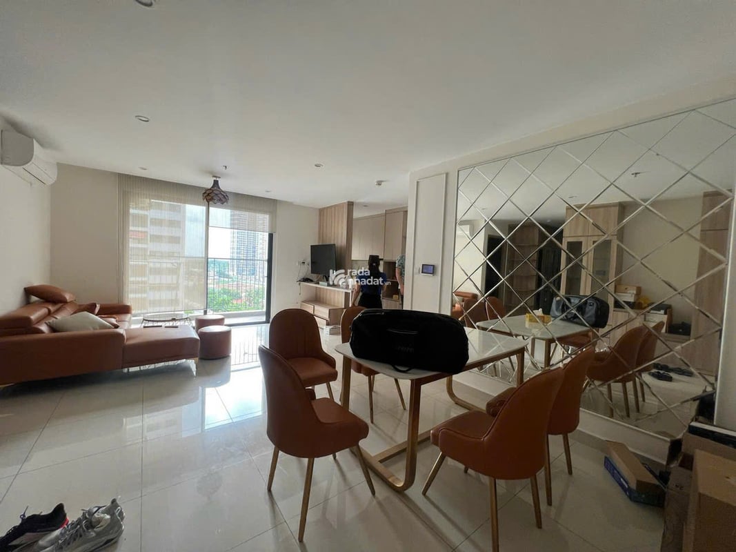 Cần Bán Nhanh Căn 3PN 108m2 Vinhomes Grand Park S6.05 Origami, Full Đồ, Ban Công ĐB - Giá 5.7 Tỷ
