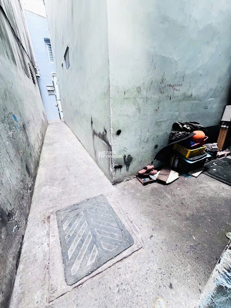  NỀN NHÀ CŨ, TIỆN XÂY MỚI, KHU DÂN CƯ HIỆN HỮU  ,CAO XUÂN DỤC,PHONG PHÚ XÓM CỦI CHỈ HƠN 1 TỶ.