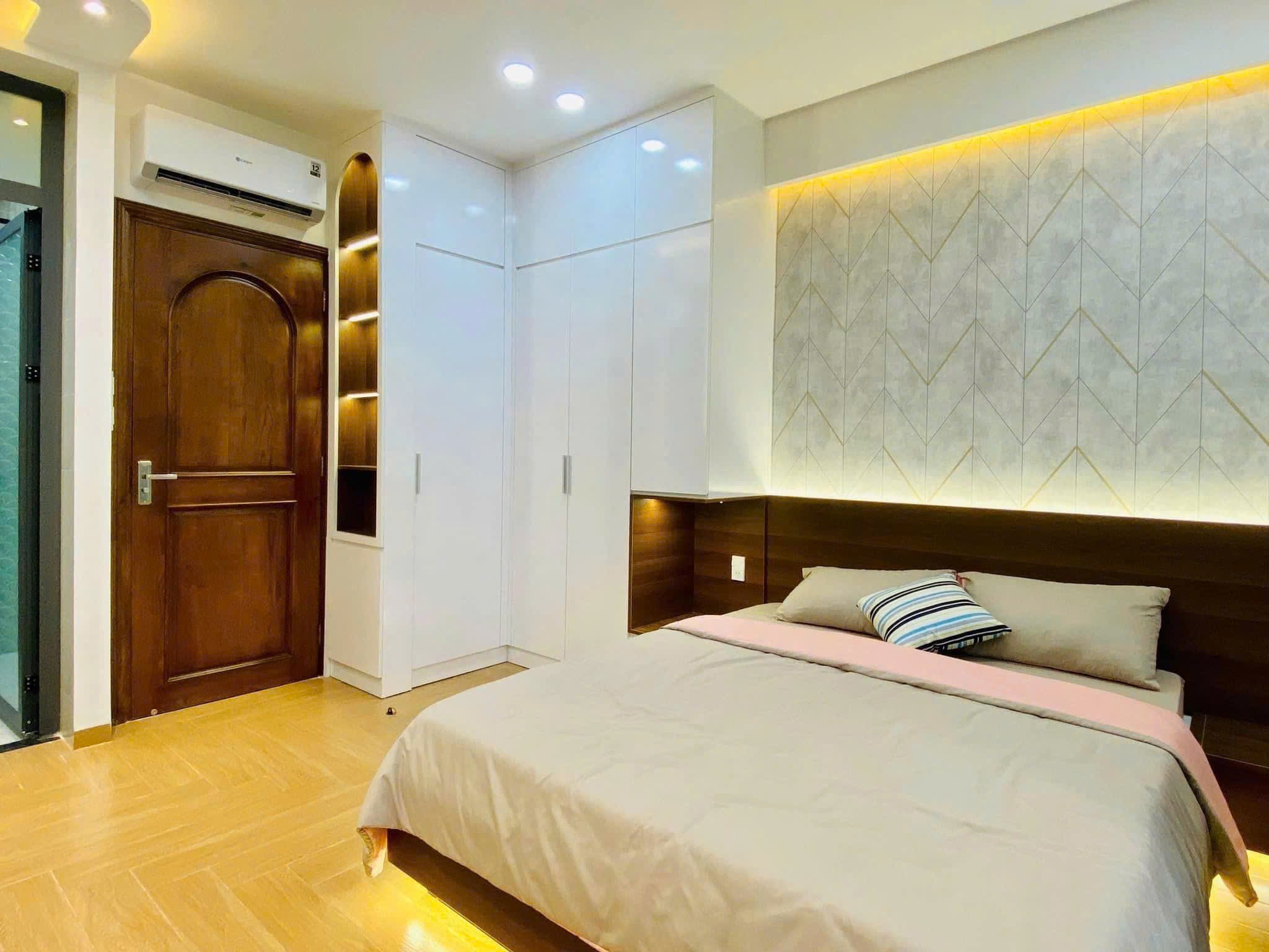 BÁN Nhà Đẹp giá TỐT Đường Dương Quảng Hàm giá 5 tỷ 550  DT 59,6m2 Phường 5 Quận Gò Vấp Tphcm