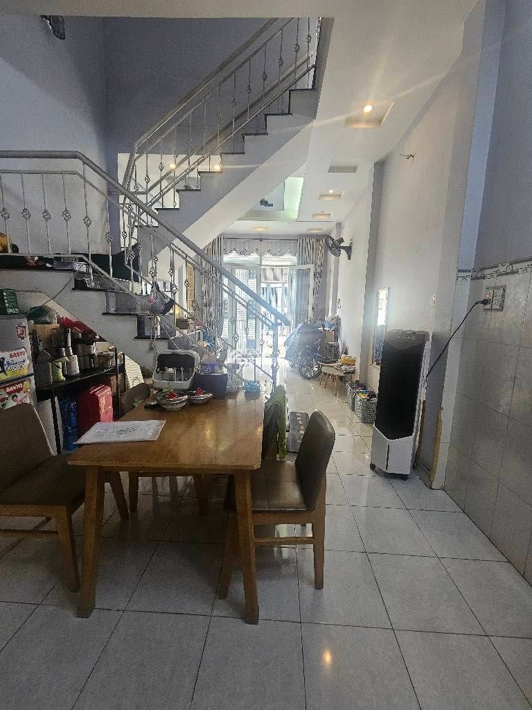 ĐƯỜNG NHỰA 8M THÔNG- ĐƯỜNG SỐ 8 - BÌNH HƯNG HÒA B- BÌNH TÂN- DT: 40.5M2- 4 TỶ 170