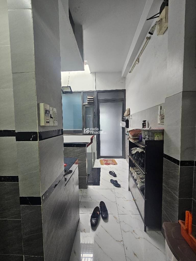 bán nhà. mặt tiền  gần lê trọng tấn phạm đăng giảng