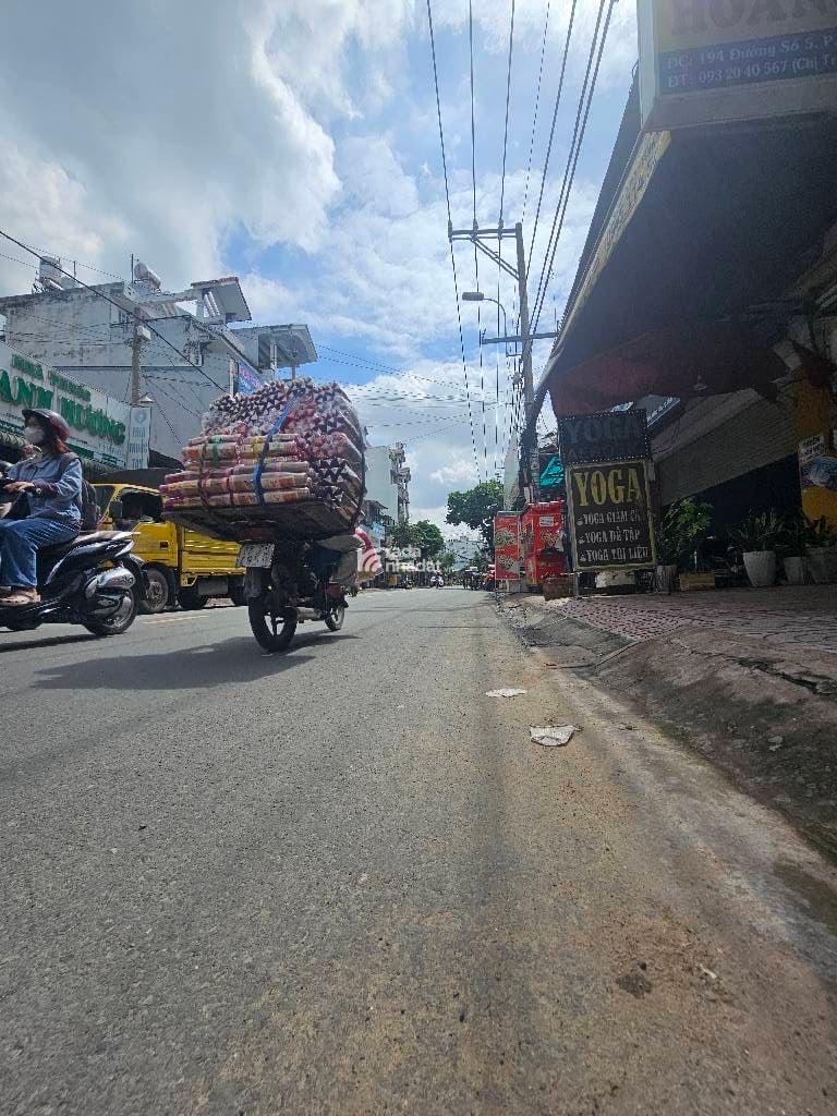 bán nhà. mặt tiền  gần lê trọng tấn phạm đăng giảng