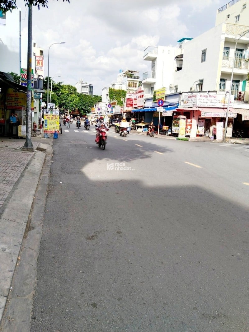 Nhà HXH 8m Gò Dầu, 40m2, gần AEON Tân Phú, chỉ 4.95 tỷ TL, Khu dân trí cao