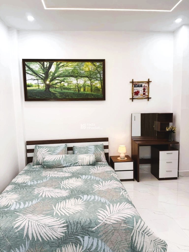 NHÀ 3 TẦNG XÂY FULL ĐẤT HẺM Ô TÔ TRÁNH  VỊ TRÍ VIP LÒ LU 