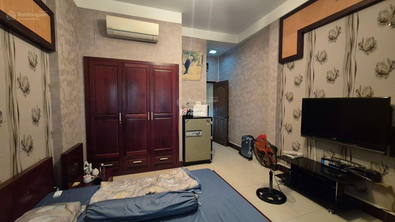 Nhà MT đường Số 13 P11 Q6 (4 x 19) 5 tầng. Đối diện công viên. Chỉ 13,5 tỷ 