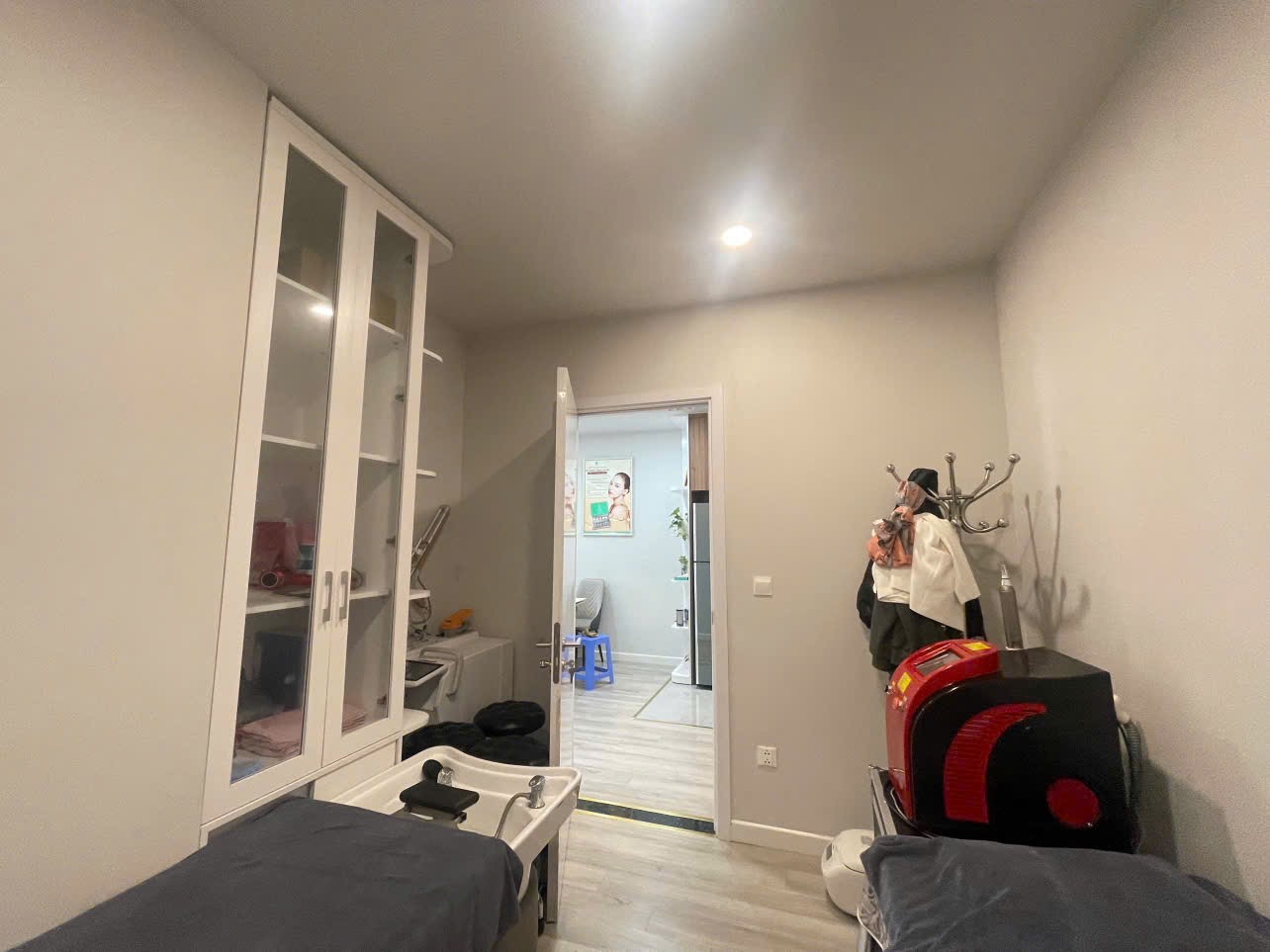 GIÁ SIÊU RẺ CƠ HỘI ĐỘC QUYỀN SỞ HỮU CĂN HỘ 3PN ĐẲNG CẤP TẠI BRG DIAMOND RESIDENCE 25 LÊ VĂN LƯƠNG