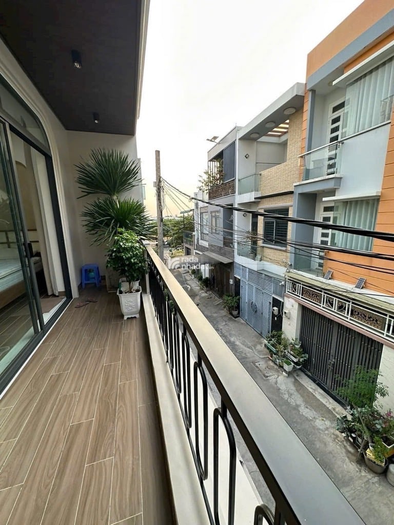 NHÀ MỚI ĐẸP Ở NGAY HẺM NHỰA 6m KHU PHÂN LÔ GẦN CC SUNVIEW 7,8X12 CHỈ 8,9 TỶ. 