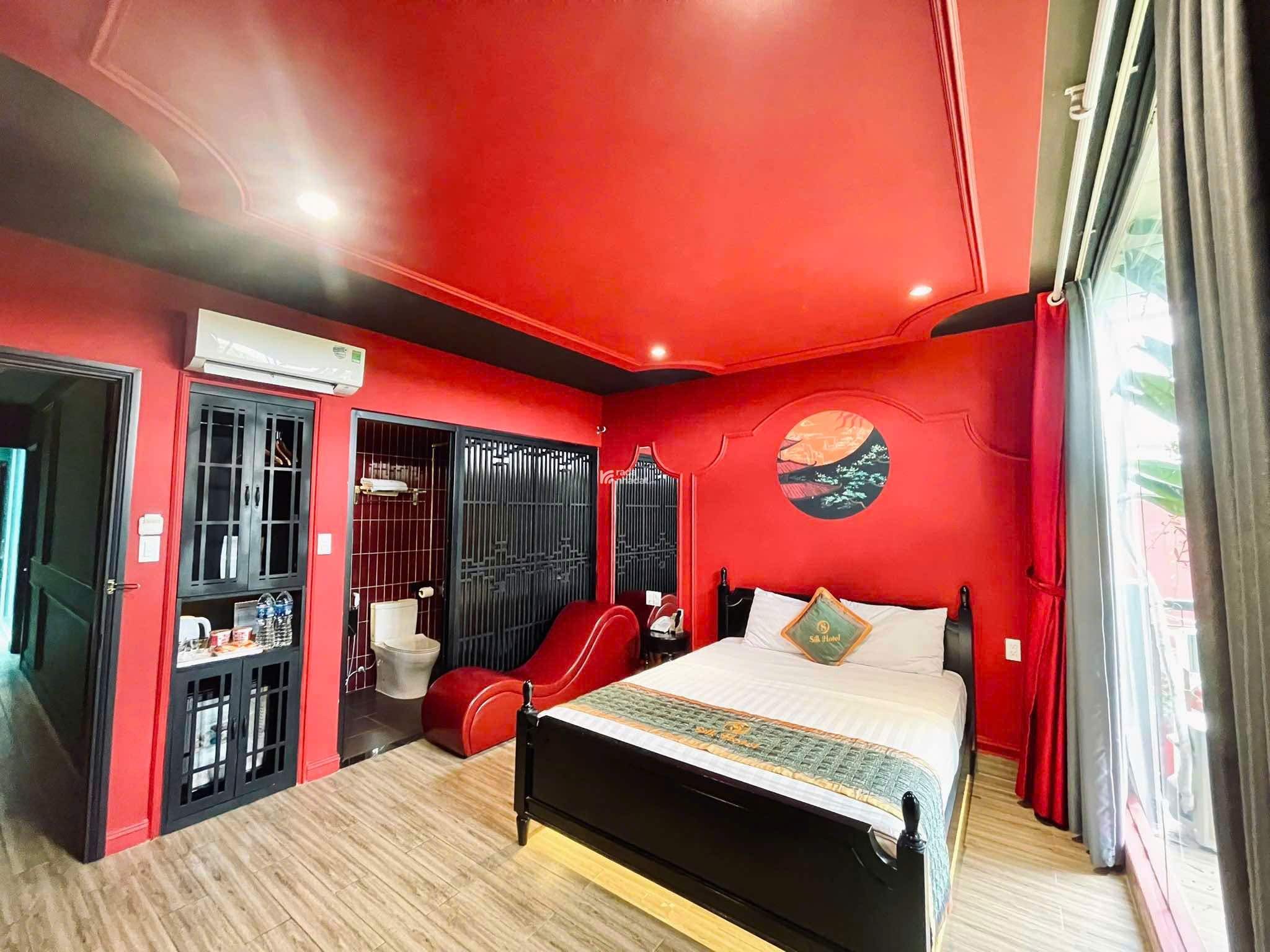 KHÁCH SẠN NGAY SÂN BAY TÂN SƠN NHẤT DÒNG TIỀN 300TR/THÁNG - GẤP BÁN GIẢM MẠNH 4.5 TỶ