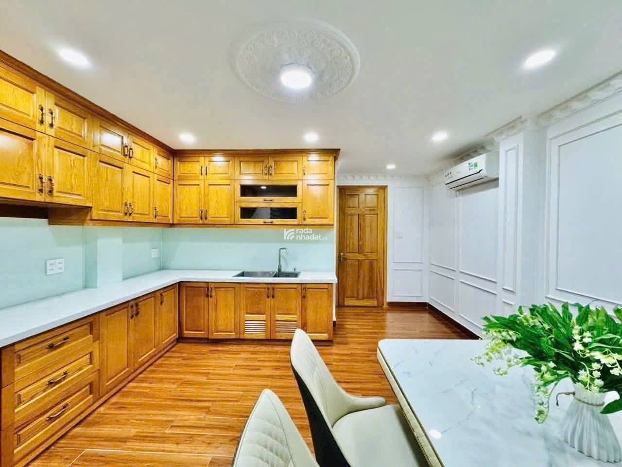 Siêu phẩm 56m2 đầy tiện nghi đường Lê Quốc Hưng Quận 4, SHR giá 3 tỷ 630 TL