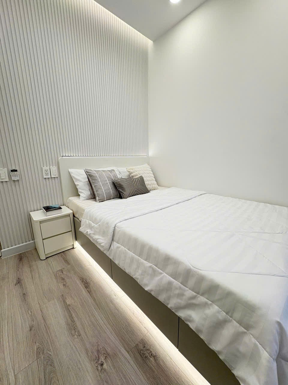 Bán căn hộ Sky garden 2, gần ĐH RMIT, Phú Mỹ Hưng, Q7, 3PN nhà mới đẹp