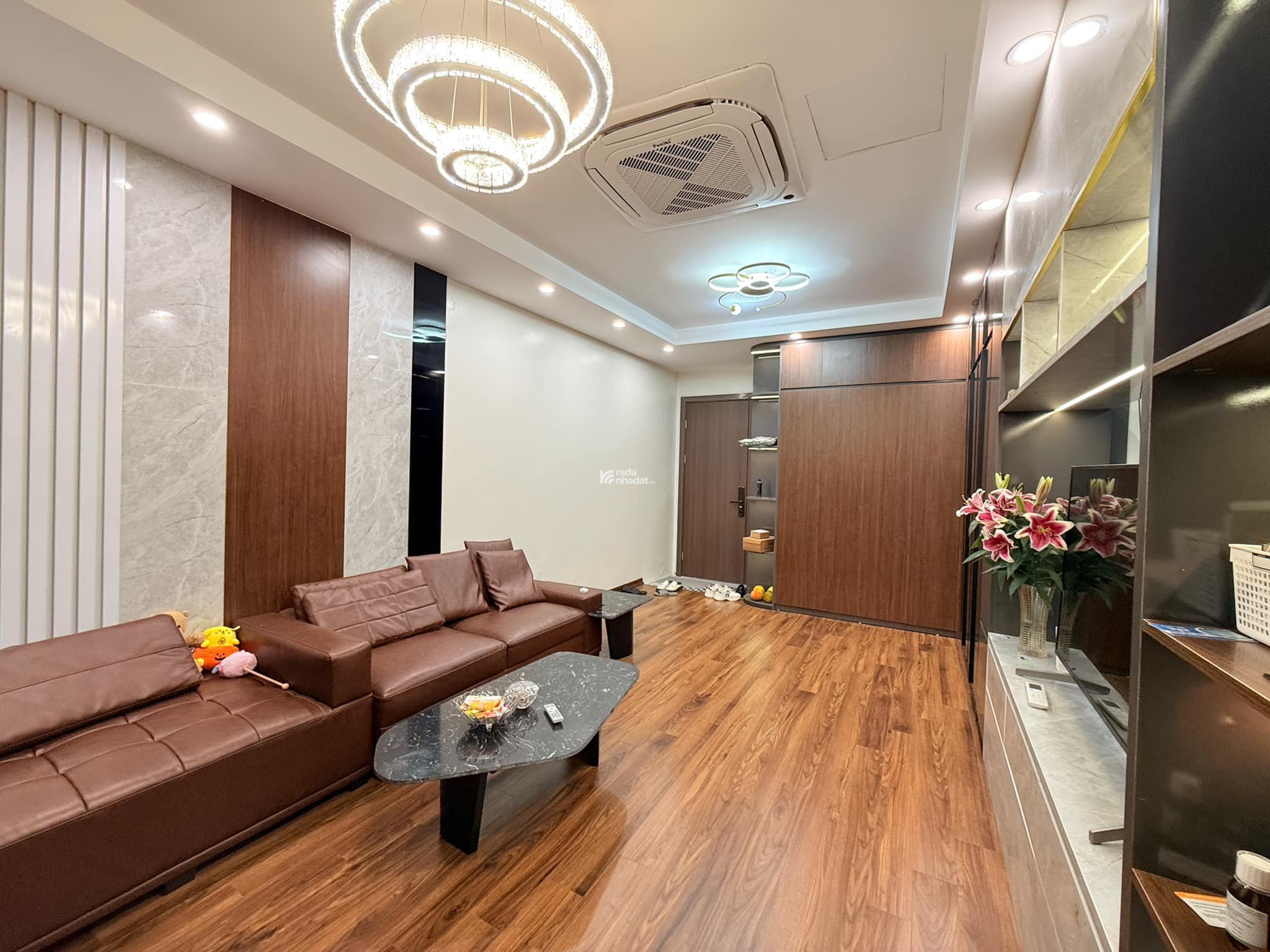 Chính chủ cho thuê các căn 2 ngủ 70m2 và 3 ngủ 85m2 tại Samsora, giá từ 10tr - 13tr/tháng tùy loại