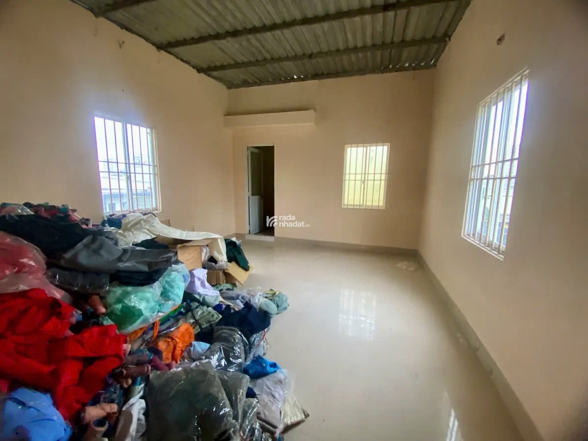 HXH 8m Thoại Ngọc Hầu, 88m2, 4 tầng, 5PN, kế siêu thị Go, chỉ 8.8 tỷ TL