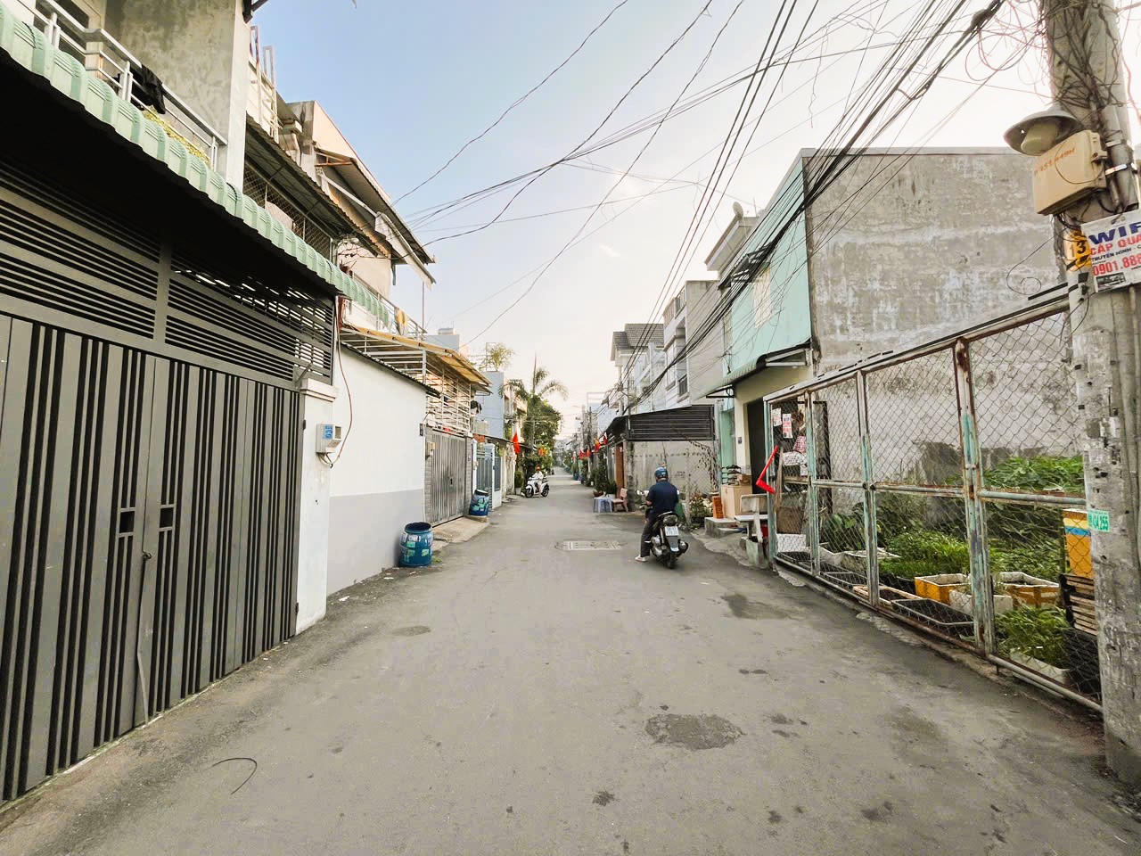 CHỈ 7 TỶ HƠN, CÓ NGAY DÃY TRỌ 2 TẦNG, THU NHẬP ĐỀU 180TR/NĂM, ĐƯỜNG Ô TÔ TRÁNH, Ở NGAY