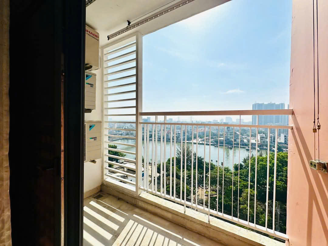 QUẬN 4- RIVA PARK - 82m2 - 2PN 2WC - BỒN TẮM - TẦNG CAO - VIEW SÔNG 