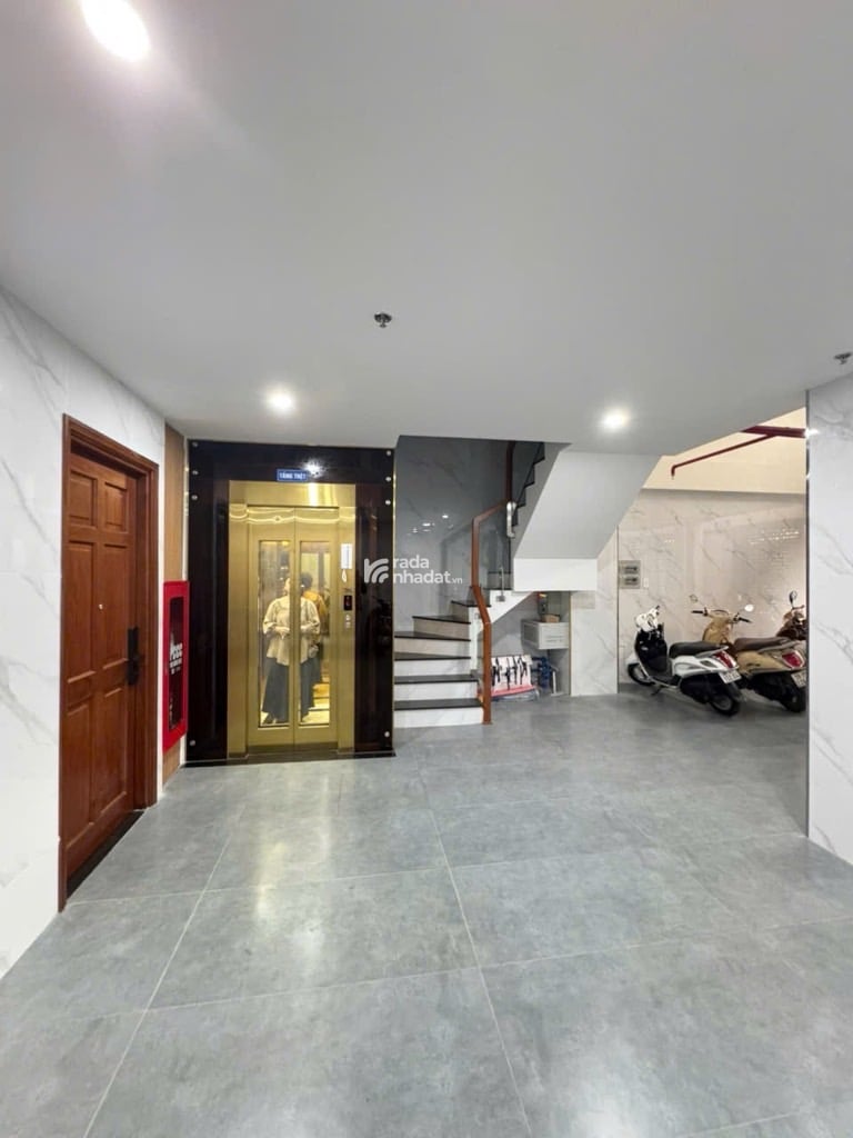 Bán CHDV 600m2 sàn , 22 Phòng cho thuê 130tr gần AEON Tân Phú