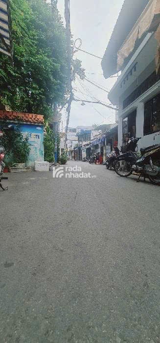 BÁN NHÀ HXH 6M - PHƯỜNG 15 - TÂN BÌNH - DTSD 70M2 - GẦN EMART2 - CÁCH NHÀ GAR T3 3 KM - CHỈ 6 TỎI 8