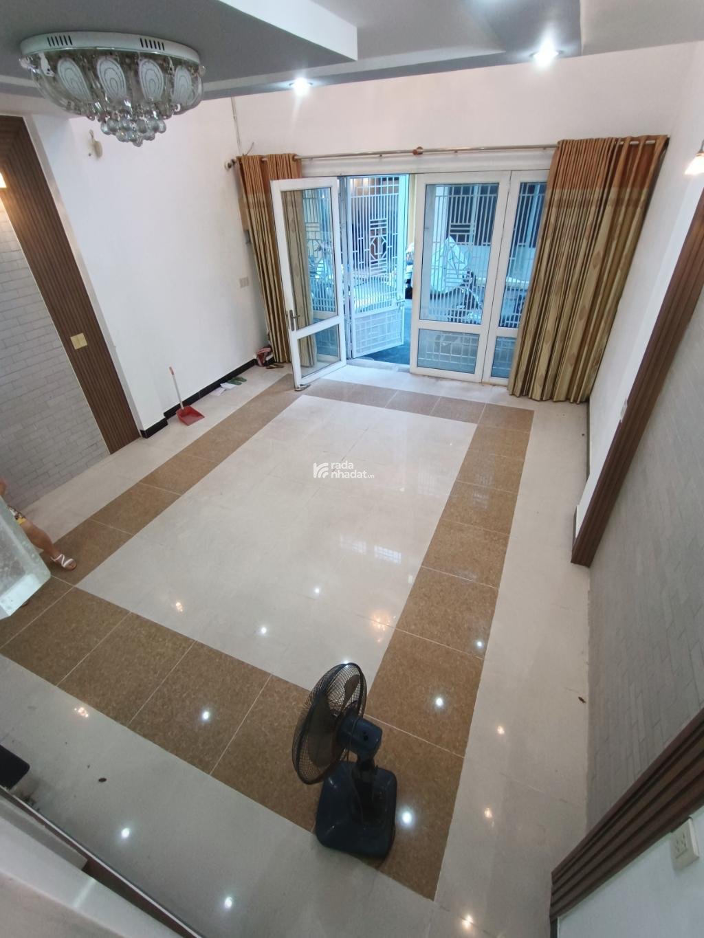 Q. 3 - 5 TẦNG - LÊ VĂN SỸ - Ô TÔ NGỦ NHÀ - NGANG 5.2M - 80M2 – giá 20 TỶ.