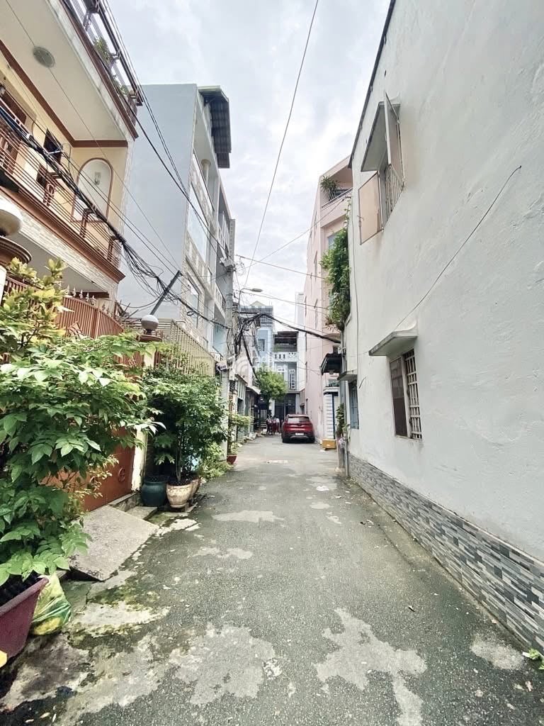 NHÀ ĐẸP FULL NỘI THẤT – PHAN HUY ÍCH, P.12 GÒ VẤP – 60M2 – 4 TẦNG – CHỈ 7.68 TỶ TL