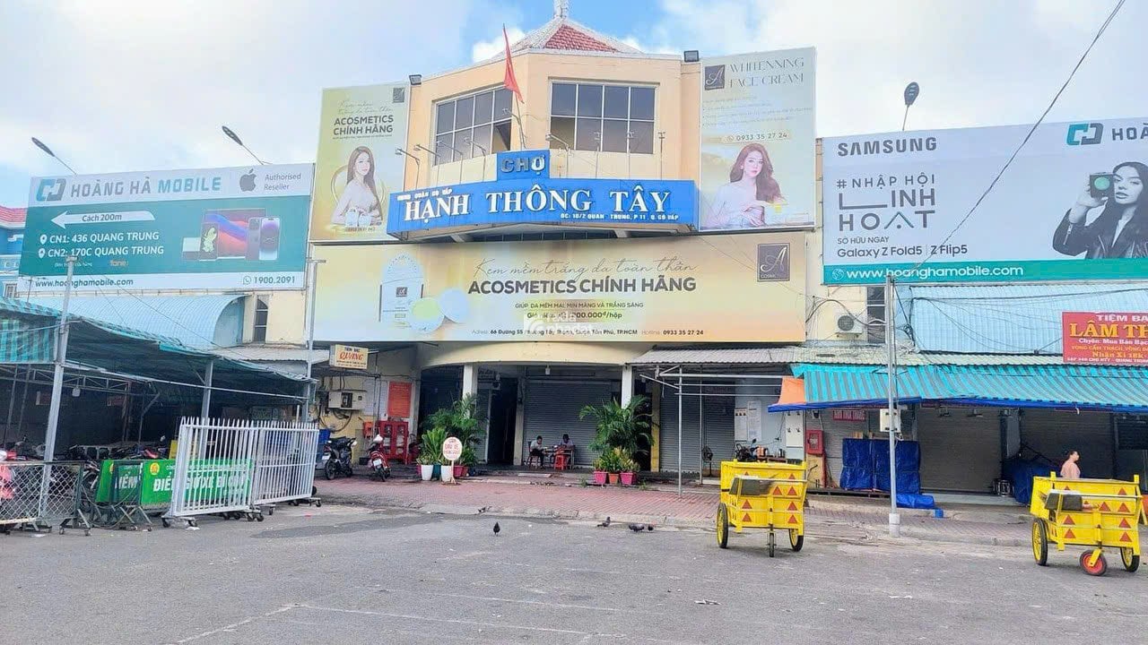 Bán CHDV 5 tầng view chợ Hạnh Thông Tây ngang 5m 75m2 9PN hẻm 8m thông chỉ 10.9 tỷ.