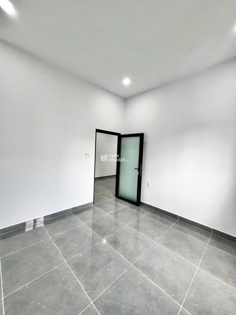 BÁN NHÀ TÂY LÂN 60M2 4.9 TỶ HẺM XE HƠI 7M KHU DÂN TRÍ CAO BÌNH TÂN  