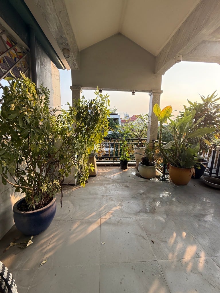 Bán nhà gần lê trọng tấn phạm đăng giảng