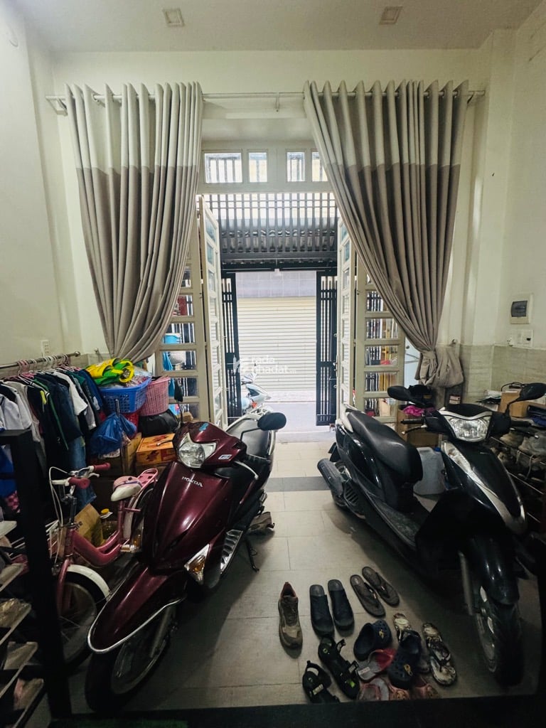 NHÀ ĐẸP 4 TẦNG - LUỸ BÁN BÍCH - HẺM XE HƠI THÔNG - SÁT MẶT TIỀN - 4X11.7 - 3PN - GIÁP TÂN BÌNH