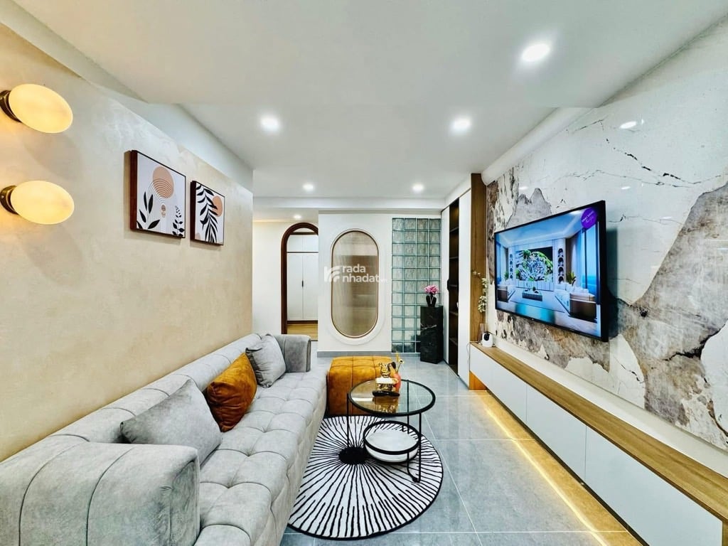 SÁT MT QUỐC LỘ 13, BÌNH THẠNH, 41M2 Ở NGAY. GIẢM 350TR CHỈ CÒN 6.6T TL