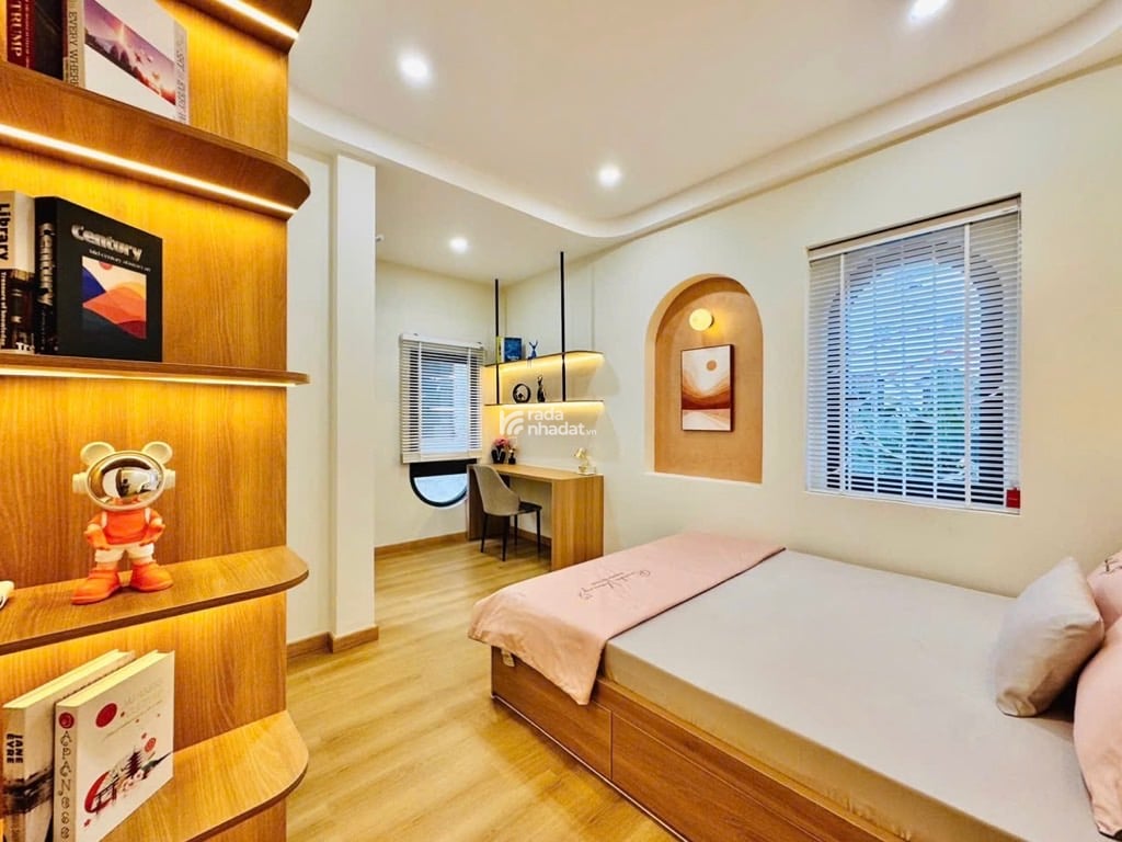 SÁT MT QUỐC LỘ 13, BÌNH THẠNH, 41M2 Ở NGAY. GIẢM 350TR CHỈ CÒN 6.6T TL