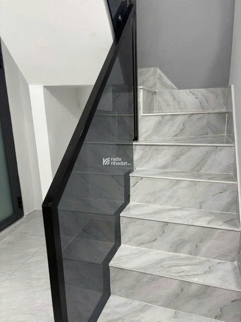 Bán nhà HXH tại đường Tô Hiến Thành Q10 dt( 3,5 x 19m) giá 14 tỷ