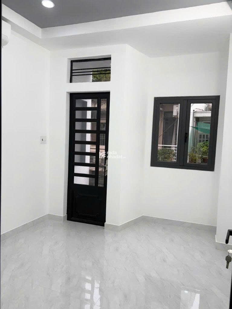 Bán nhà HXH tại đường Tô Hiến Thành Q10 dt( 3,5 x 19m) giá 14 tỷ