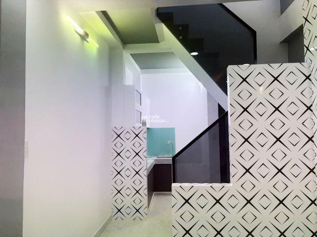 Bán nhà HXH tại đường Tô Hiến Thành Q10 dt( 3,5 x 19m) giá 14 tỷ