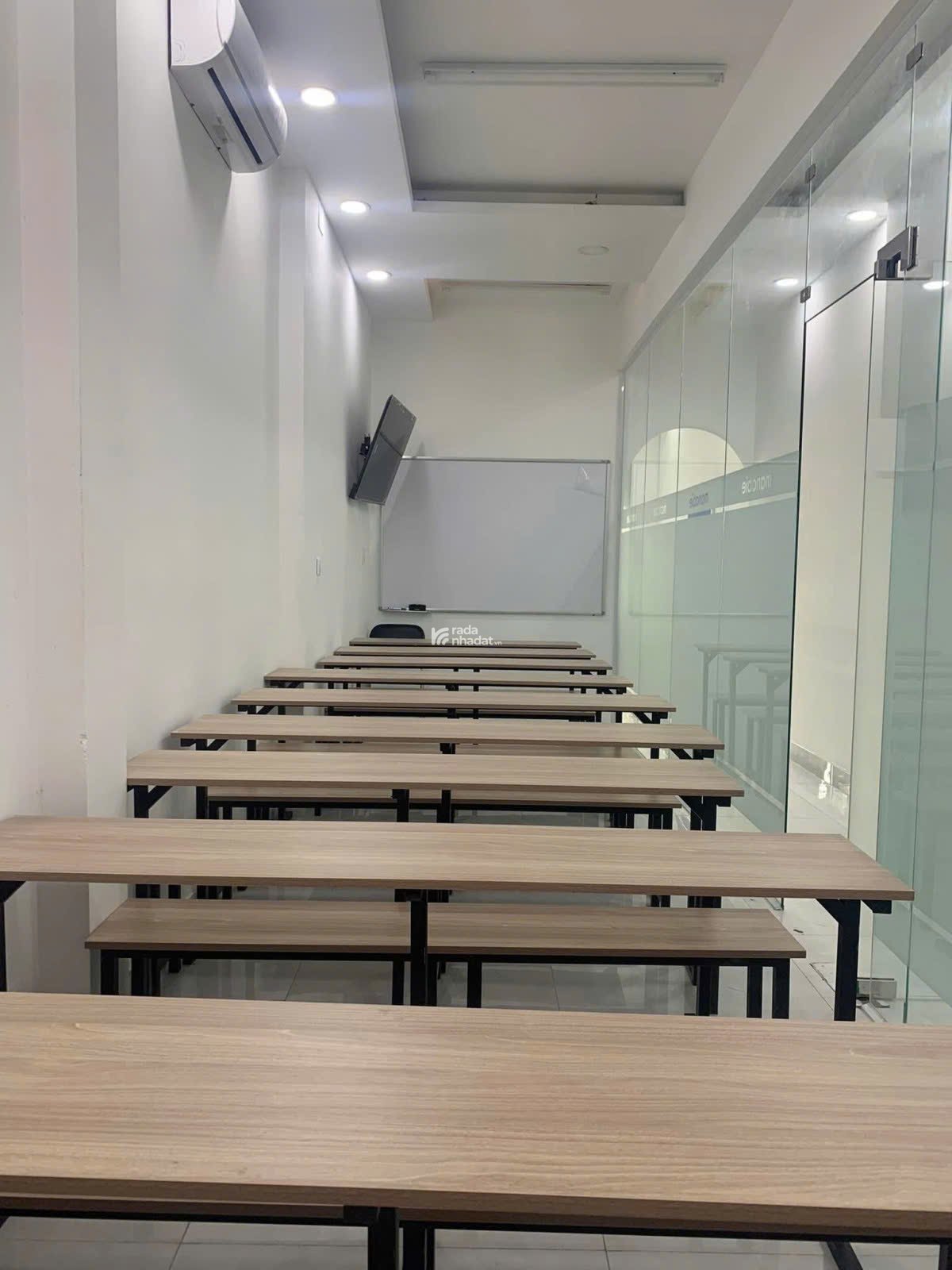 MẶT TIỀN ĐƯỜNG KHU VIP Q3 - NHỈNH 12 TỶ -  56m2 - 3 TẦNG ĐÚC  - SẴN DÒNG TIỀN 450tr/ NĂM
