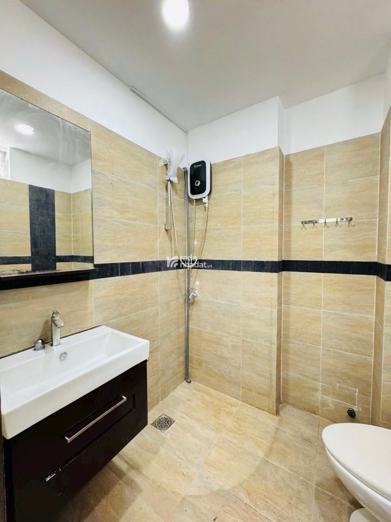HẺM HƠI VÔ NHÀ - 5 TẦNG - KHU VIP CÁN BỘ PHÚ NHUẬN - TẶNG FULL NỘI THẤT - AN NINH - NHỈNH 19 TỶ