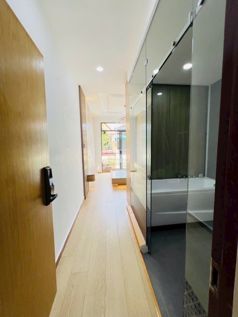 CMT8 QUẬN 3, HẺM Ô TÔ, 5 TẦNG THANG MÁY 500kg, 8.99 TỶ TL tốt