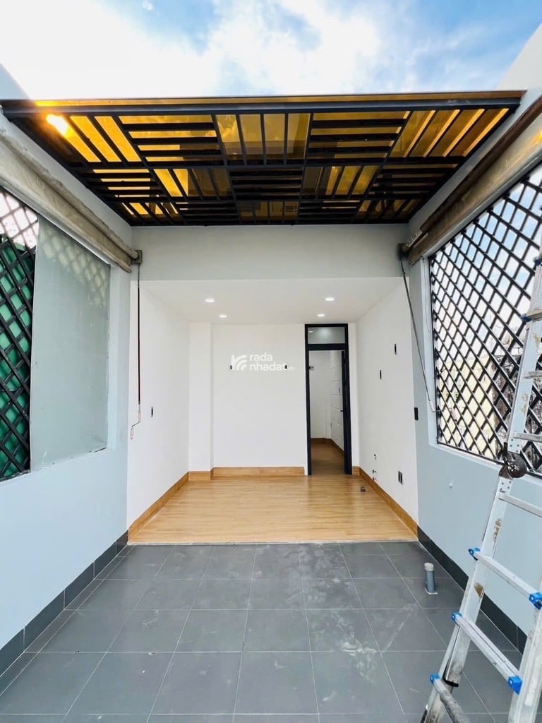 CMT8 QUẬN 3, HẺM Ô TÔ, 5 TẦNG THANG MÁY 500kg, 8.99 TỶ TL tốt